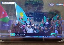 Сборная Казахстана проплыла по реке Сена на открытии Олимпиады в Париже