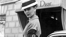 История казахской Золушки, которая бежала от войны и стала звездой модного Парижа