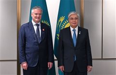 Глава государства провел встречу с генеральным секретарем ОЭСР