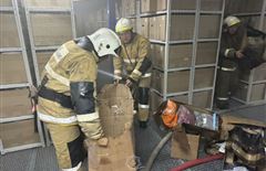 В Алматы произошел пожар в одном из частных складских помещений