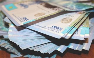 В Карагандинской области чиновница заплатит 12 миллионов за миллионную взятку