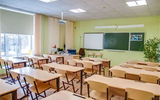 Актаускую школу оштрафовали за отсутствие учителя