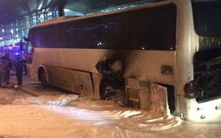В московском аэропорту загорелся автобус с китайскими туристами