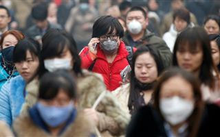 Число умерших в Китае от коронавируса выросло до 425 человек
