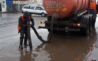 Неожиданное потепление стало причиной потопа на улицах Нур-Султана