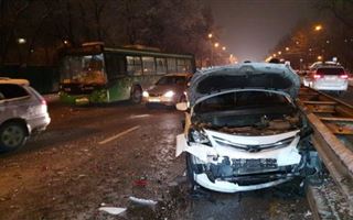 В Алматы водитель автобуса устроил массовое ДТП