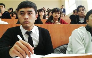 Названа причина массового отъезда узбекских студентов из Казахстана