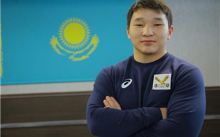 Казахстанец установил новый мировой рекорд по тяжелой атлетике