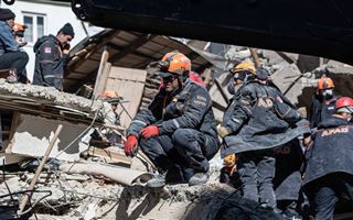 В Турции в результате землетрясения погибли семь человек