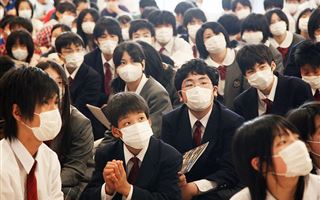 Японские школы временно прекратят работу из-за коронавируса
