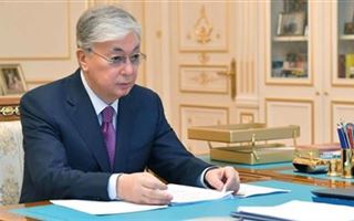 Касым-Жомарт Токаев поздравил казахстанцев с Днем благодарности 