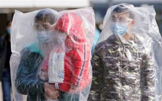 Пограничные расстройства и "экстренное заседание": как в Казахстане распространяются фейки о коронавирусе