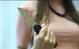Женщина зарезала мужа на 8 марта в Костанайской области