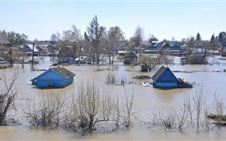 Школы и жилые дома в Атбасаре может затопить