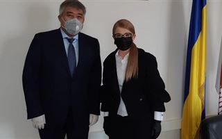 Посол Казахстана в Украине Дархан Калетаев встретился с лидером политической партии «Батькивщина» Юлией Тимошенко