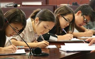 Как уровень казахстанского образования достиг исторического минимума: что пишут о нас иноСМИ