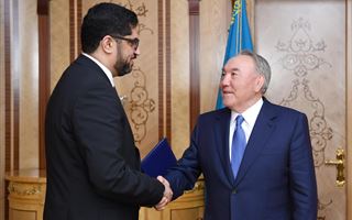 Елбасы встретился с чрезвычайным и полномочным послом ОАЭ в РК
