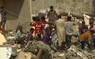 В Пакистане при обрушении дома погибли более 15 человек