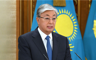 Президент Казахстана присвоил дипломатический ранг четырем должностным лицам