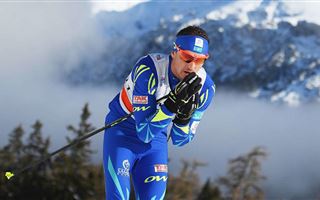 Лыжник Алексей Полторанин бесстрашно прыгнул в Радоновое озеро