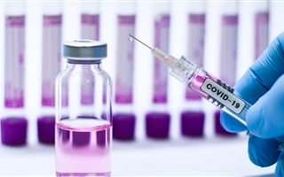 Первая российская вакцина от новой коронавирусной инфекции готова