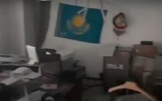 В Сети появилось видео казахстанского консульства после взрыва в Бейруте