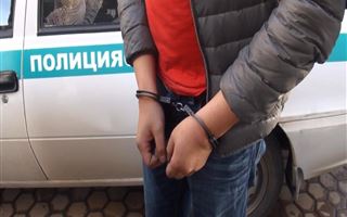 Выпускники шымкентской школы грабили клиентов под видом таксистов на подаренной иномарке