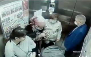Инцидент с коляской в лифте возмутил астанчан