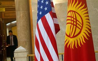 США поддерживают усилия президента Кыргызстана по стабилизации в стране