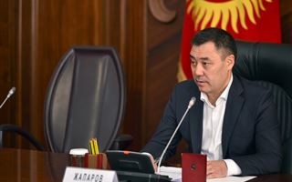 Бывший премьер-министр Кыргызстана Садыр Жапаров принял полномочия главы республики
