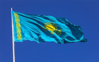 За разрешение демонстрации казахстанского флага из частных жилищ выступил Касым-Жомарт Токаев