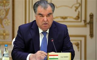 В Таджикистане правительство было отправлено в отставку по указу Президента