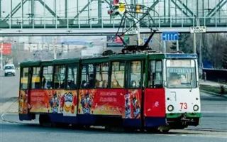 В Усть-Каменогорске временно приостановили движение трамваев