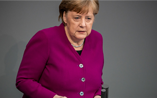 Ангела Меркель предупредила о третьей волне коронавируса