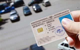 Казахстанским водителям разрешат ездить без прав