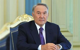 Назарбаев о семье, любимых писателях и переименовании столицы - полное видео