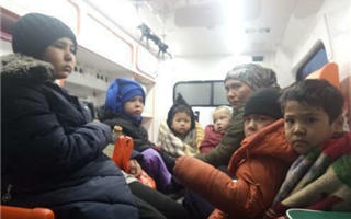 Семья с шестью маленькими детьми едва не сгорела в Алматинской области