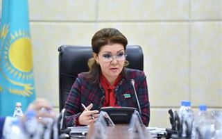 Дарига Назарбаева сообщила, будет ли прививаться от КВИ и какой вакциной