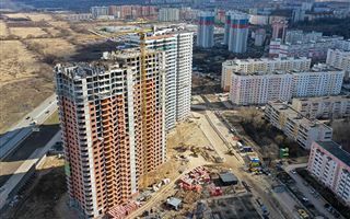 "Цены на жилье просто неадекватные": казахстанцам советуют переждать бум со снятием пенсионных накоплений