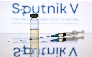 Почему в Казахстане даже врачи не торопятся делать вакцину от коронавируса: обзор иноСМИ