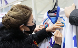 Дарига Назарбаева посетила ледовую арену «Тарлан»