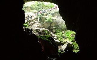 15 человек изолировались в пещере ради эксперимента