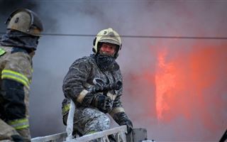 В Алматы произошел пожар на барахолке