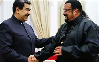 Мадуро заявил о съемках совместного фильма со Стивеном Сигалом
