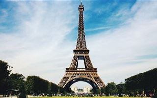 Общественный транспорт в Париже станет бесплатным