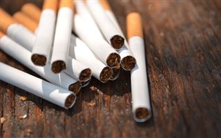 В Казахстане начали убирать сигареты с прилавков
