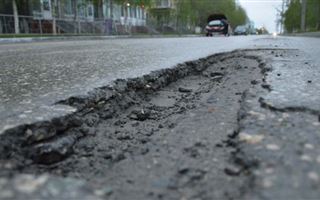 В Жамбылской области на дорогах выявили почти 7 тысяч дефектов