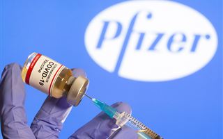 В ЮАР будут производить вакцину Pfizer