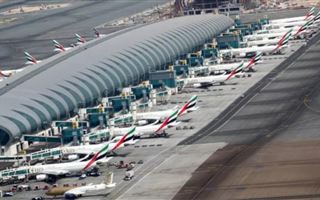 Два самолета столкнулись в аэропорту Дубая