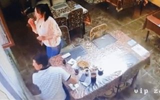 Жамбылдағы жарылыс: бетіне терезе сынығы тиген әйел жағдайын айтты